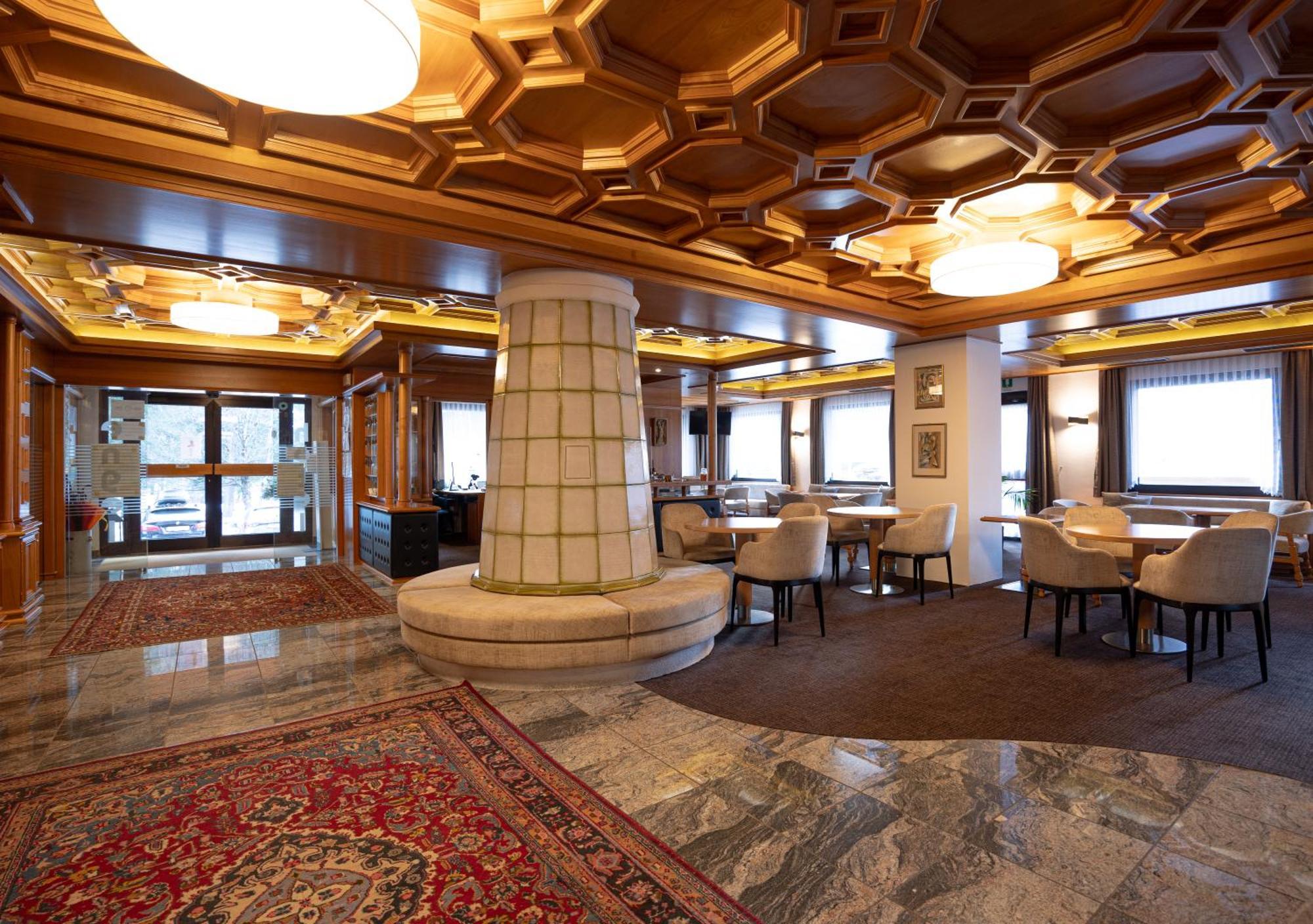 Hotel Engel Canazei Luaran gambar
