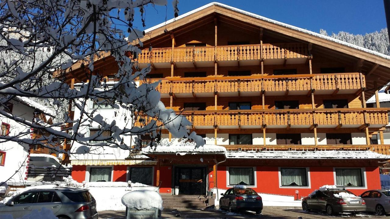 Hotel Engel Canazei Luaran gambar