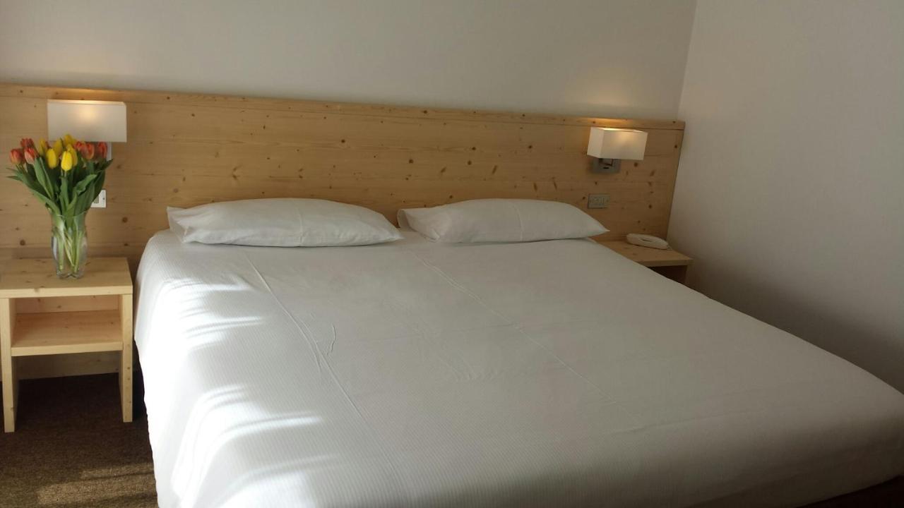Hotel Engel Canazei Luaran gambar